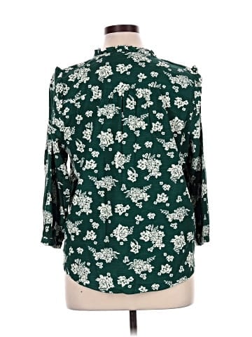 LC Lauren Conrad 3/4 Sleeve Button-Down Shirt (view 2)