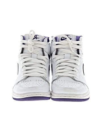 Air Jordan 1 Retro High "Court Purple" Sneakers (view 2)
