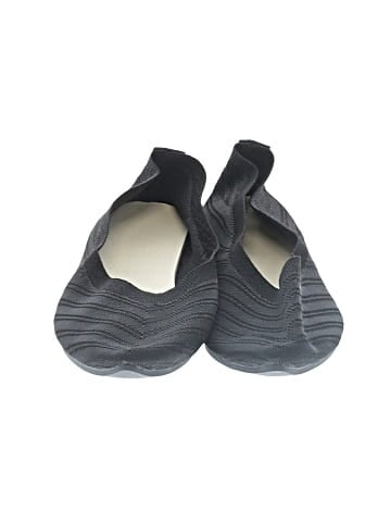 Unbranded Flats (view 2)