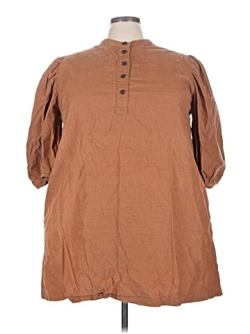 Gap 3/4 Sleeve Button-Down Shirt (view 1)
