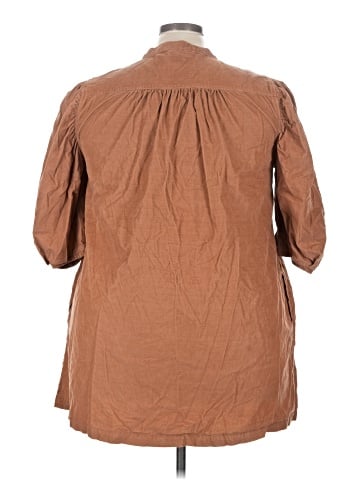 Gap 3/4 Sleeve Button-Down Shirt (view 2)