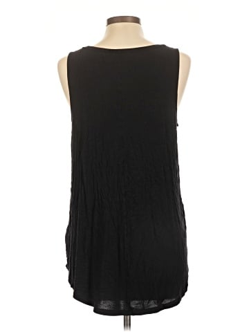 Old Navy Sleeveless T-Shirt (view 2)