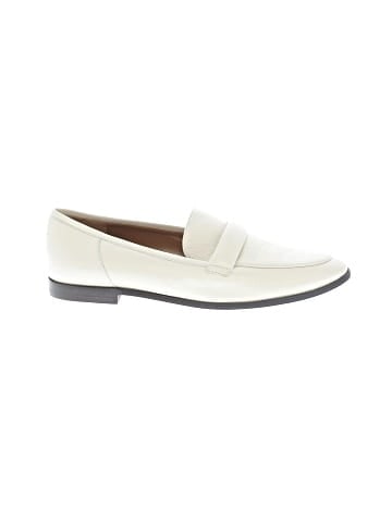 Margaux Flats (view 1)