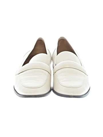 Margaux Flats (view 2)