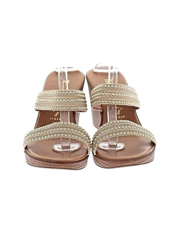 Toscanella Wedges (view 2)