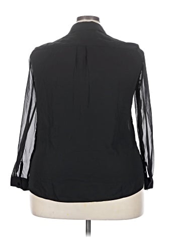 Roz & Ali 3/4 Sleeve Blouse (view 2)