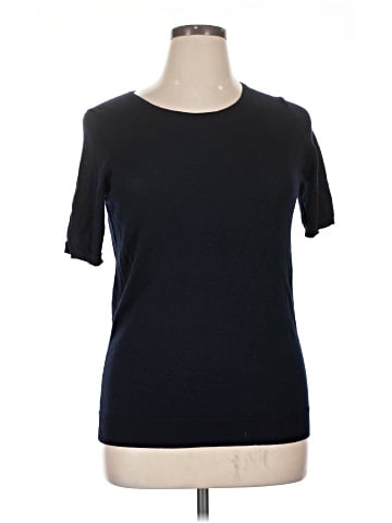 Uniqlo Short Sleeve T-Shirt (view 1)