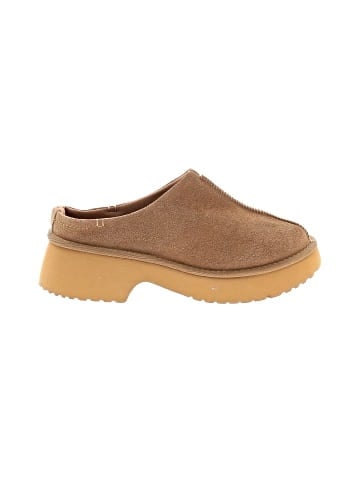 Project Cloud Mule/Clog (view 1)