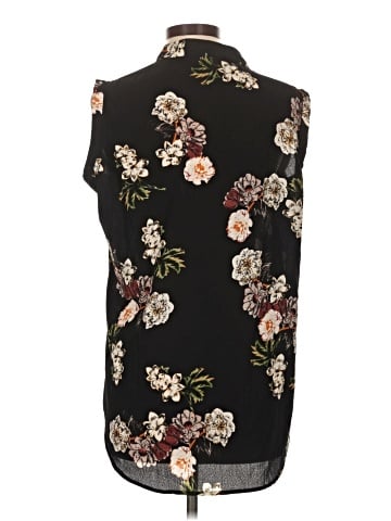 Amaryllis Short Sleeve Blouse (view 2)