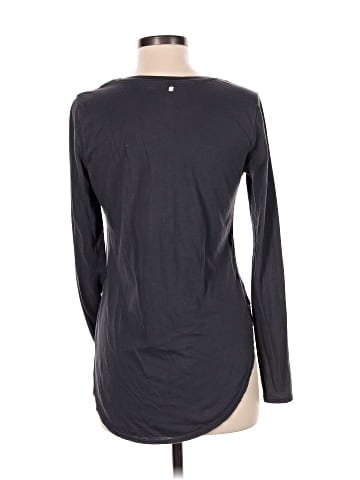 Fabletics Long Sleeve T-Shirt (view 2)