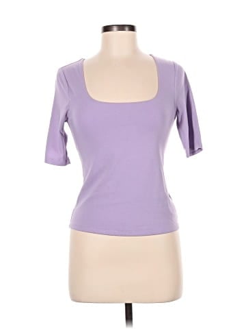 Old Navy Short Sleeve T-Shirt (view 1)
