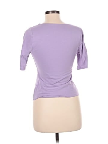 Old Navy Short Sleeve T-Shirt (view 2)