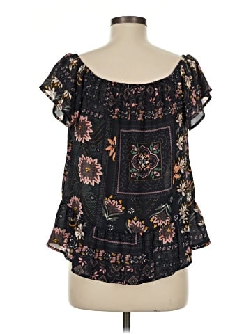 Sienna Sky Short Sleeve Blouse (view 2)