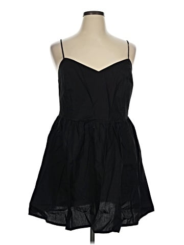 H&M Cocktail Dress (view 1)