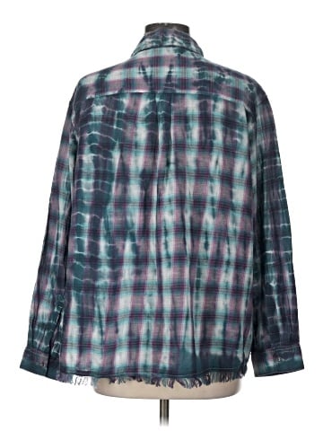 Cato Long Sleeve Button-Down Shirt (view 2)