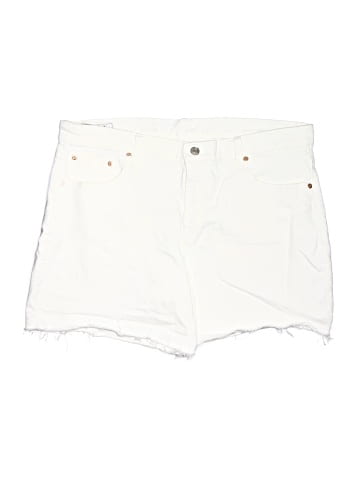 Gap Shorts (view 1)