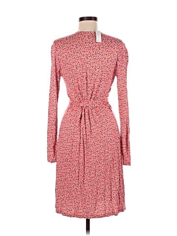Old Navy Casual Dress (view 2)