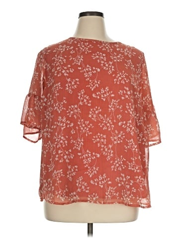 Ava & Viv Short Sleeve Blouse (view 1)
