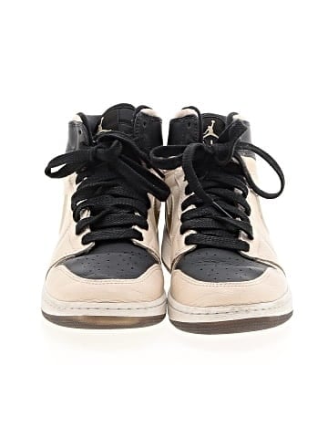 Air Jordan Sneakers (view 2)