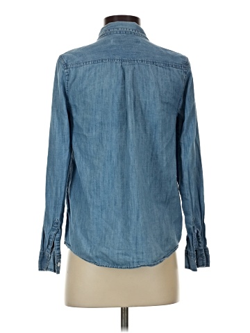 Old Navy - Maternity Long Sleeve Button-Down Shirt (view 2)