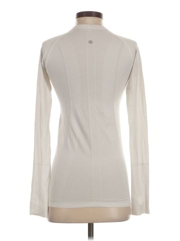 Lululemon Athletica Long Sleeve T-Shirt (view 2)