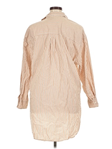 Gap Long Sleeve Button-Down Shirt (view 2)