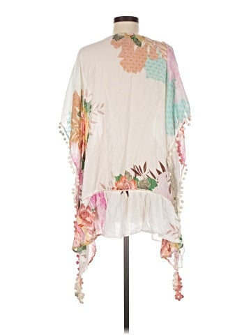 Z&L Poncho (view 2)