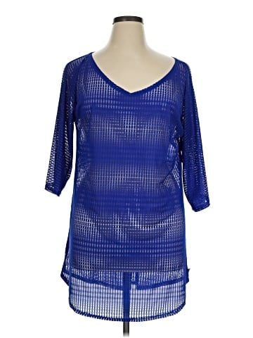 O'Neill 3/4 Sleeve Blouse (view 1)