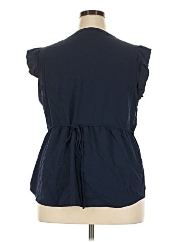 ModCloth Sleeveless Blouse (view 2)