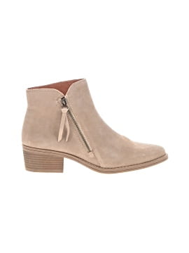 White Mountain Ankle Boots