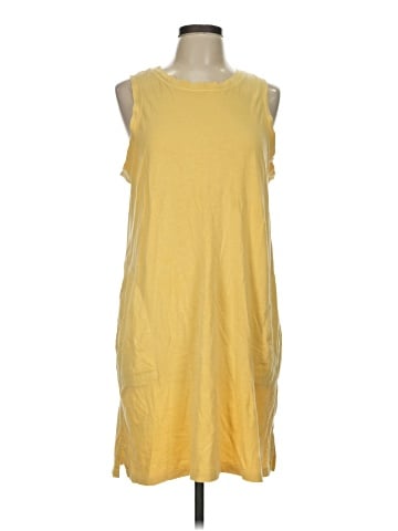 Old Navy Casual Dress (view 1)