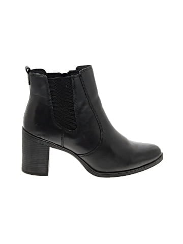 Giani Bernini Ankle Boots (view 1)