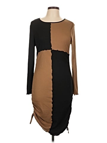 No Boundaries Casual Dress (view 1)