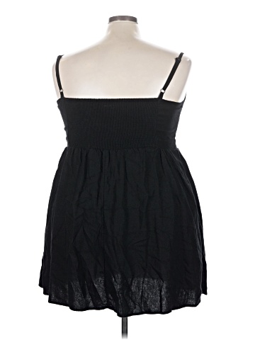 Old Navy Casual Dress (view 2)