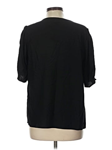 Old Navy Short Sleeve Blouse (view 2)