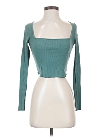 Urban Outfitters Long Sleeve T-Shirt (view 1)