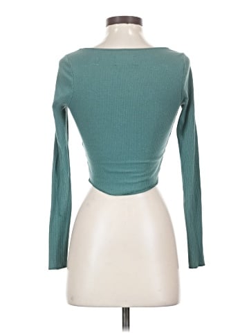 Urban Outfitters Long Sleeve T-Shirt (view 2)