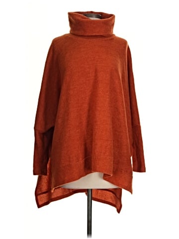 Impressions Poncho (view 1)
