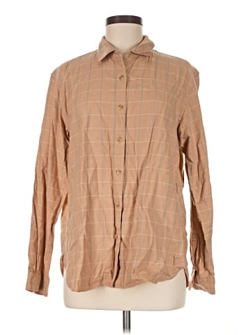 Uniqlo Long Sleeve Button-Down Shirt (view 1)