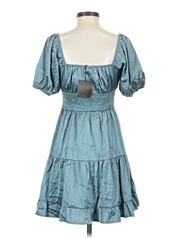 Le Lis Casual Dress (view 2)