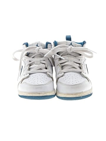 Air Jordan Sneakers (view 2)