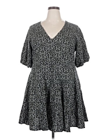 Universal Thread Casual Dress (view 1)