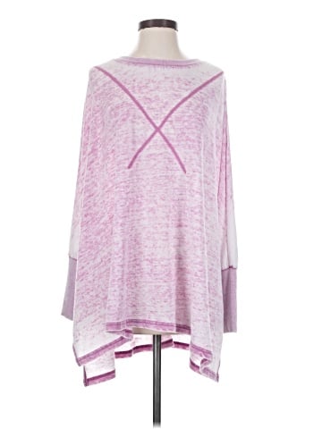 Akemi + Kin Poncho (view 1)