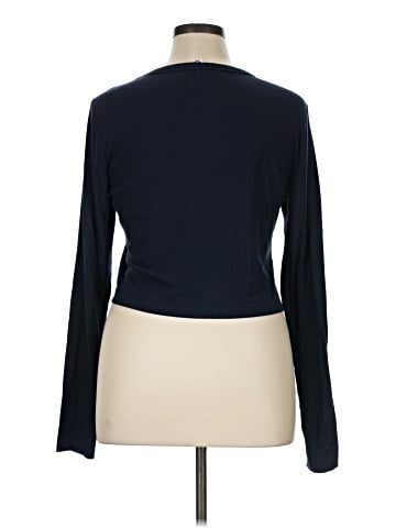 Old Navy Long Sleeve T-Shirt (view 2)