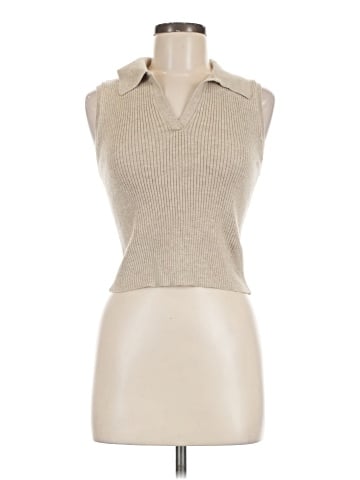 Old Navy Sleeveless Button-Down Shirt (view 1)