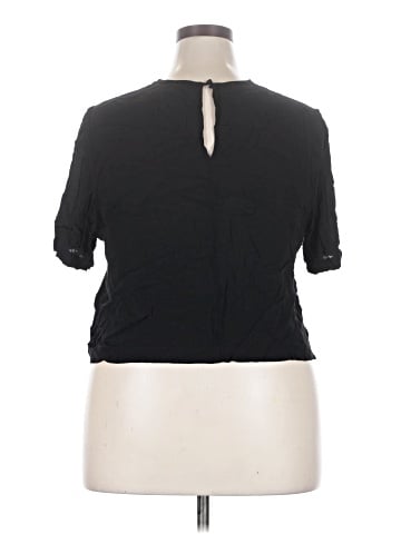Leith Short Sleeve T-Shirt (view 2)