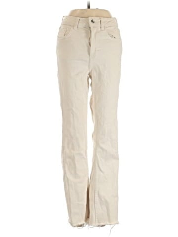Zara Khakis (view 1)