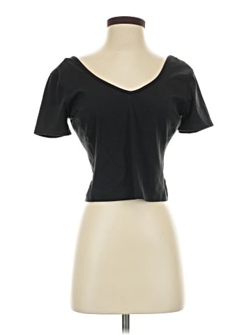 Lululemon Athletica Short Sleeve Top (view 1)