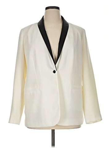 Jennifer Lopez Blazer (view 1)