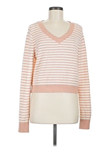 American Eagle Outfitters Pullover Sweater (view 1)